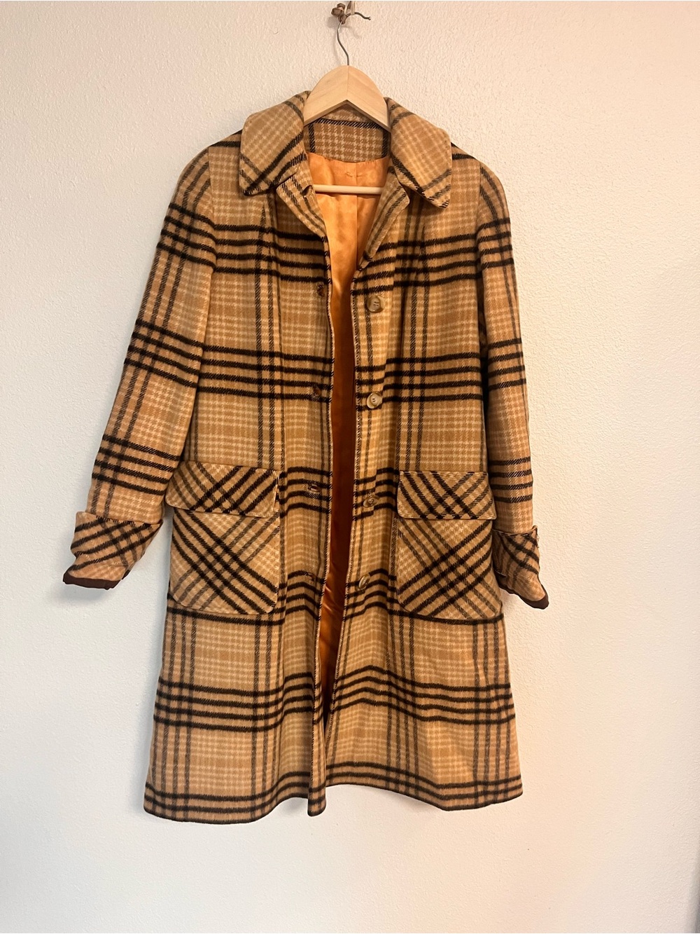Women’s Plaid . Camel hair
